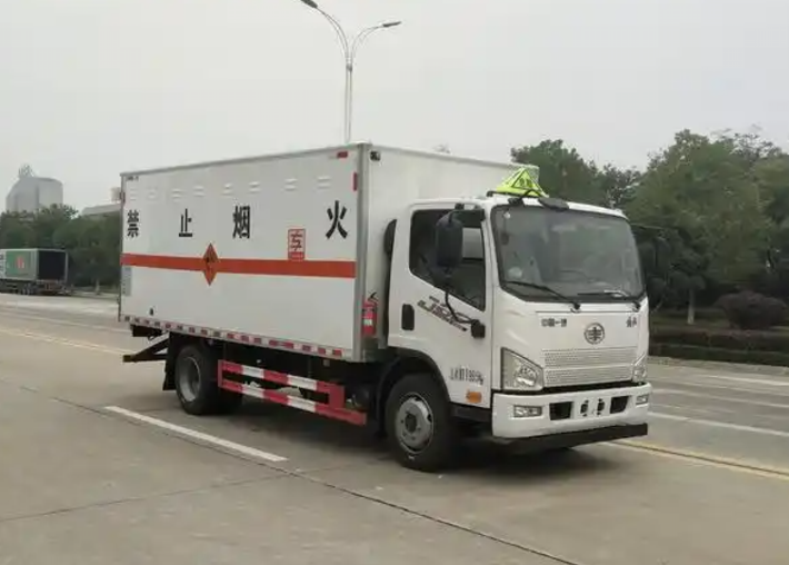 策勒爆破器材运输车可以上高速吗？